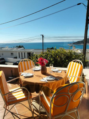 BALCONY TO THE SEA HOUSE